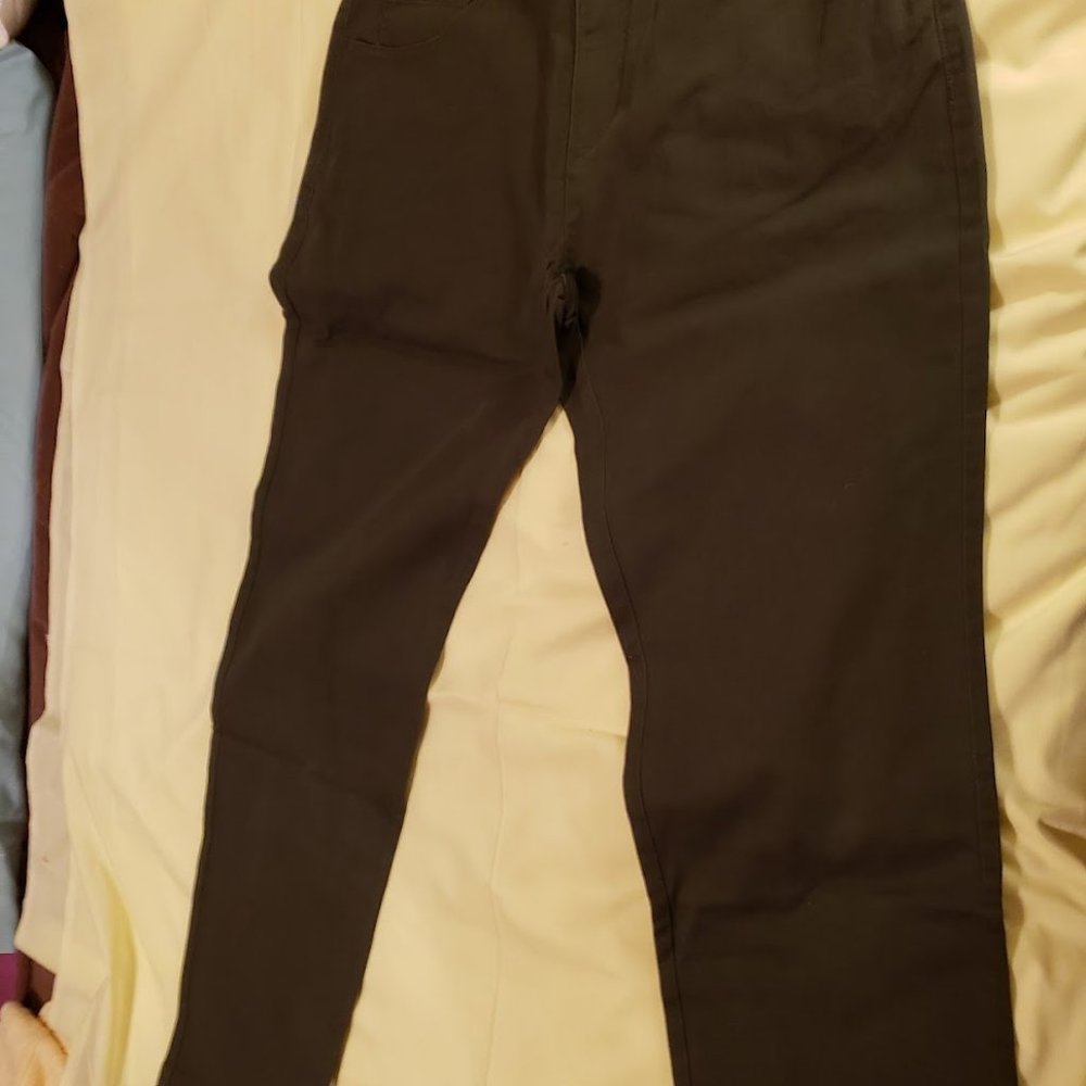 Goodthreads Men's Athletic Fit Jeans 32x31 NEW Dark Gray - Picture 2 of 8